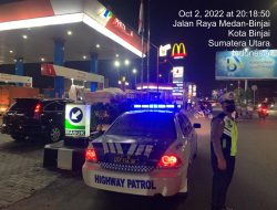 UNIT PATROLI R-4  SAT LANTAS MONITORING SEKITARAN SPBU ANTISIPASI ANTRIAN DAN PENYALAHGUNAAN BBM