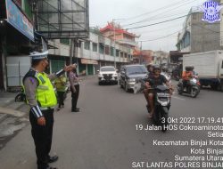 Ciptakan Kamseltibcar Yang Aman Kondusif Padat Sore Sat Lantas Polres Binjai