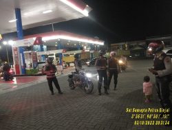 PATROLI R-2 MALAM HARI RUTIN SASAR OBJEK VITAL SAT SAMAPTA MELALUI UNIT PAM OBVIT POLRES BINJAI ANTISIPASI KEJAHATAN 3 C