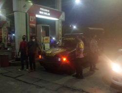 Patroli Rutin Malam Hari Di SPBU Kec. Selesai Antisipasi Gangguan Kamtibmas Dampak Penyesuaian Harga BBM