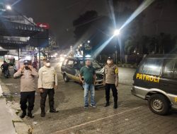 Patroli R-4 Bersinggungan Monitoring Perbatasan Antisipasi Kejahatan Malam Hari