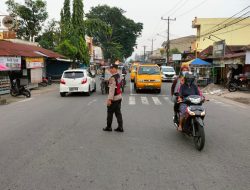 ANTISIPASI KEMACETAN ARUS LALU LINTAS STRONG POINT POS PADAT SORE POLSEK BINJAI SELATAN