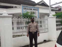 PENGAMANAN GEREJA MINGGU POLRES BINJAI DAN JAJARAN BERIKAN KENYAMANAN UMAT KRISTIANI UNTUK MELAKSANAKAN IBADAH