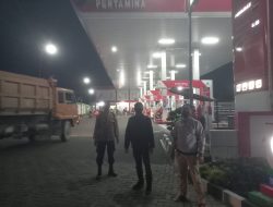PATROLI RUTIN POLSEK BINJAI BARAT MONITORING KE SPBU ANTISIPASI ANTRIAN DAN KELANGGKAAN BBM DI WILAYAHNYA