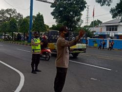 Giat Gatur Sore Hari Polsek Binjai Timur Beri Kenyamanan Pengguna Jalan