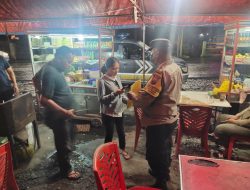 OPERASI YUSTISI MALAM INI EDUKASI PROTOKOL KESEHATAN DAN BAGIKAN MASKER GRATIS
