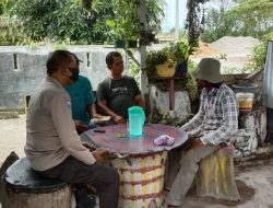 MENGGIATKAN SAMBANG WILAYAH SEKALIGUS DIALOGIS DENGAN WARGA SAMBIL MENYAMPAIKAN PESAN DAN HIMBAUAN KAMTIBMAS