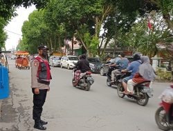 ANTISIPASI VOLUME KENDARAAN POS PADAT SORE PASTIKAN KELANCARAN ARUS LALU LINTAS