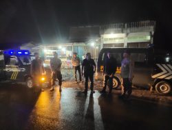 PATROLI BERSINGGUNGAN MENGANTISIPASI TERJADINYA  CURAS, CURAT DAN CURANMOR DAN MONITORING PERBATASAN PASTIKAN KEWILAYAHAN AMAN KONDUSIF