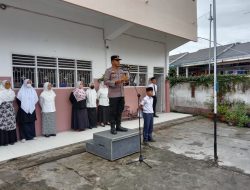 Wakapolsek Binjai Barat Jadi Pembina Upacara Bendera di Sekolah