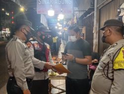PATROLI POLSEK BINJAI KOTA YUSTISI MALAM HARI IMBAUAN PROTOKOL KESEHATAN