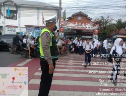 JAGA TETAP AMAN KONDUSIF KAMSELTIBCAR SAT LANTAS POLRES BINJAI POS PADAT SORE HARI