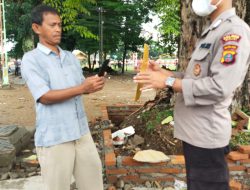 Personel Polsek Binjai Kota melaksanakan terkait Pencegahan Penyebaran Virus Corona (Covid 19 serta memberikan masker gratis