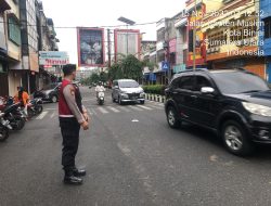 Pam Obvit Sat Samapta Polres Binjai melaksanakan patroli rutin menyambangi dan memberikan pesan kamtibmas dan himbauan prokes