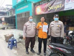 Polsek Selesai melaksanakan kegiatan rutin serta berikan himbauan pencegahan covid-19 serta bagi masker gratis