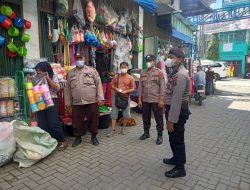 Bhabinkamtibmas polsek Sei Bingei menyambangi dan melaksanakan patroli dds serta menyampaikan himbauan pemerintah tentang protokol kesehatan