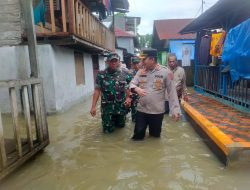 KAPOLRES BINJAI TEROBOS BANJIR PANTAU LANGSUNG JALANNYA EVAKUASI WARGA TERDAMPAK