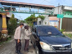 Polsek Binjai Barat melaksanakan kegiatan rutin Kesehatan terkait Pencegahan Penyebaran Virus Corona (Covid 19) sekaligus pembagian Masker