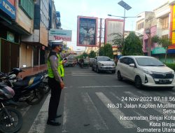 Pengaturan lalin pada pagi hari dilaksanakan oleh Sat Lantas Polres Binjai guna melancarkan aktivitas masyarakat pada pagi hari