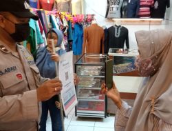 Pelaksanaan Ops  Yustisi oleh Polsek Binjai Kota serta membagikan masker gratis kepada masyarakat