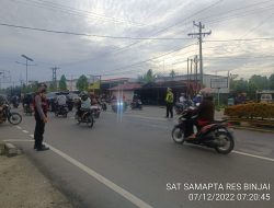 Kegiatan pos padat pagi oleh Pam Obvit Sat Samapta Polres Binjai guna mengantisipasi kepadatan arus lalu lintas serta melancarkan aktivitas lalin masyarakat