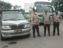 SOSIALISASIKAN PROTOKOL KESEHATAN, UNIT PATROLI SAMAPTA POLSEK BINJAI TIMUR PATROLI SASAR TERMINAL BUS