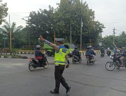 Unit Sat Lalin Polres Binjai pada pagi hari melakukan pos padat lancarkan aktivitas masyarakat dan meminimalisir kepadatan lalu lintas