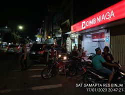 PAM OBVIT SAT SAMAPTA POLRES BINJAI LAKSANAKAN PATROLI MALAM BERI RASA AMAN KEPADA MASYARAKAT