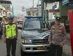 Patroli R4 yang dilaksanakan oleh Polsek Binjai Kota memberikan himbauan mengenai virus corona dan menerapkan prokes