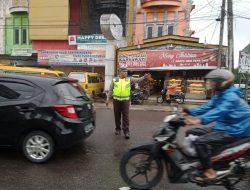 Giat pos padat sore dilaksanakan oleh Sat Lantas Polres Binjai memantau arus lalin cegah terjadinya gangguan Kamtibcarlantas