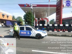 Sat lantas Polres Binjai melaksanakan patroli KRYD guna antisipasi kemacetan serta memberi himbuan kepada warga agar tetap menjaga prokes