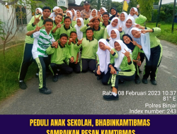 PEDULI ANAK SEKOLAH, BHABINKAMTIBMAS SAMPAIKAN PESAN KAMTIBMAS