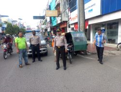 Patroli R4 yang dilaksanakan oleh Polsek Binjai Kota serta memberikan himbauan mengenai virus corona dan membagikan masker gratis