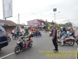 Pos padat pagi hari dilaksanakan oleh Sat Samapta Polres Binjai guna memantau arus lalin cegah terjadinya gangguan Kamtibcarlantas