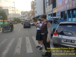 Polres Binjai Satuan Samapta melaksanakan pos padat pagi hari guna memantau arus lalu lintas cegah terjadinya gangguan Kamtibcarlantas