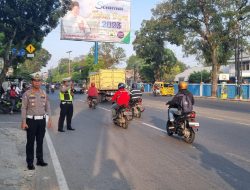 SATUAN LALULINTAS POLRES BINJAI AKTIF BERIKAN PELAYANAN PENGATURAN ARUS LALIN