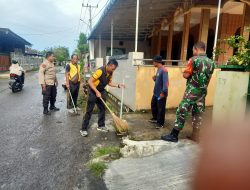 BHABINKAMTIBMAS KELURAHAN CENGKEH TURI  GOTONG ROYONG BERSIH BERSIH MASJID