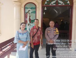 AIPDA LESTA BARUS JAMIN KELANCARAN SERTA KEAMANAN IBADAH GEREJA DI DESA BINAAN