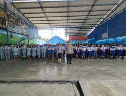 CEGAH AKSI KENAKALAN REMAJA DI WILAYAH BINAAN, BRIPKA JONNI SIJABAT SAMBANGI SEKOLAH KEJAYAAN INDONESIA