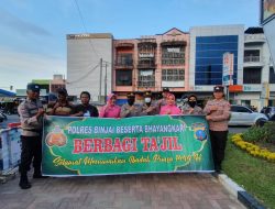POLRES BINJAI BESERTA BHAYANGKARI BERBAGI TAKJIL DI BULAN SUCI RAMADHAN 1444 H
