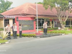 Kabag Ops Polres Binjai Pimpin Apel Kesiapan Siagaan Pelaksana Pengamanan Kegiatan Ibadah Jemaah Gereja Mawar Sharon 
