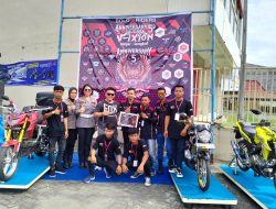 Kapolres Binjai terima plakat penghargaan dari Komunitas Bikers Mitra Polri.