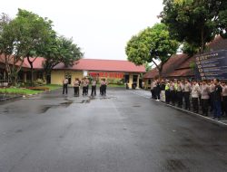 Kabag Ops Selaku Karendal Ops Memimpin Apel Pengecekan Personil Yang Terlibat OMB