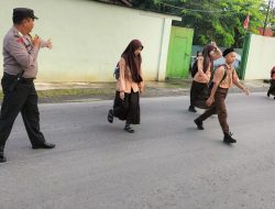 Polsek Binjai Barat Pantau Arus Lalin Pagi Hari Dengan Strong Point