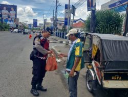 Sat Samapta polres Binjai berbagi rezeki bersama warga masyarakat