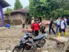 POLRES BINJAI MELAKSANAKAN GOTONG ROYONG MEMBANTU MASYARAKAT PASCA BENCANA BANJIR DI KOTA BINJAI