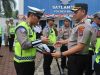 Kapolres Binjai Berikan Penghargaan Kepada Personel Satlantas Berprestasi
